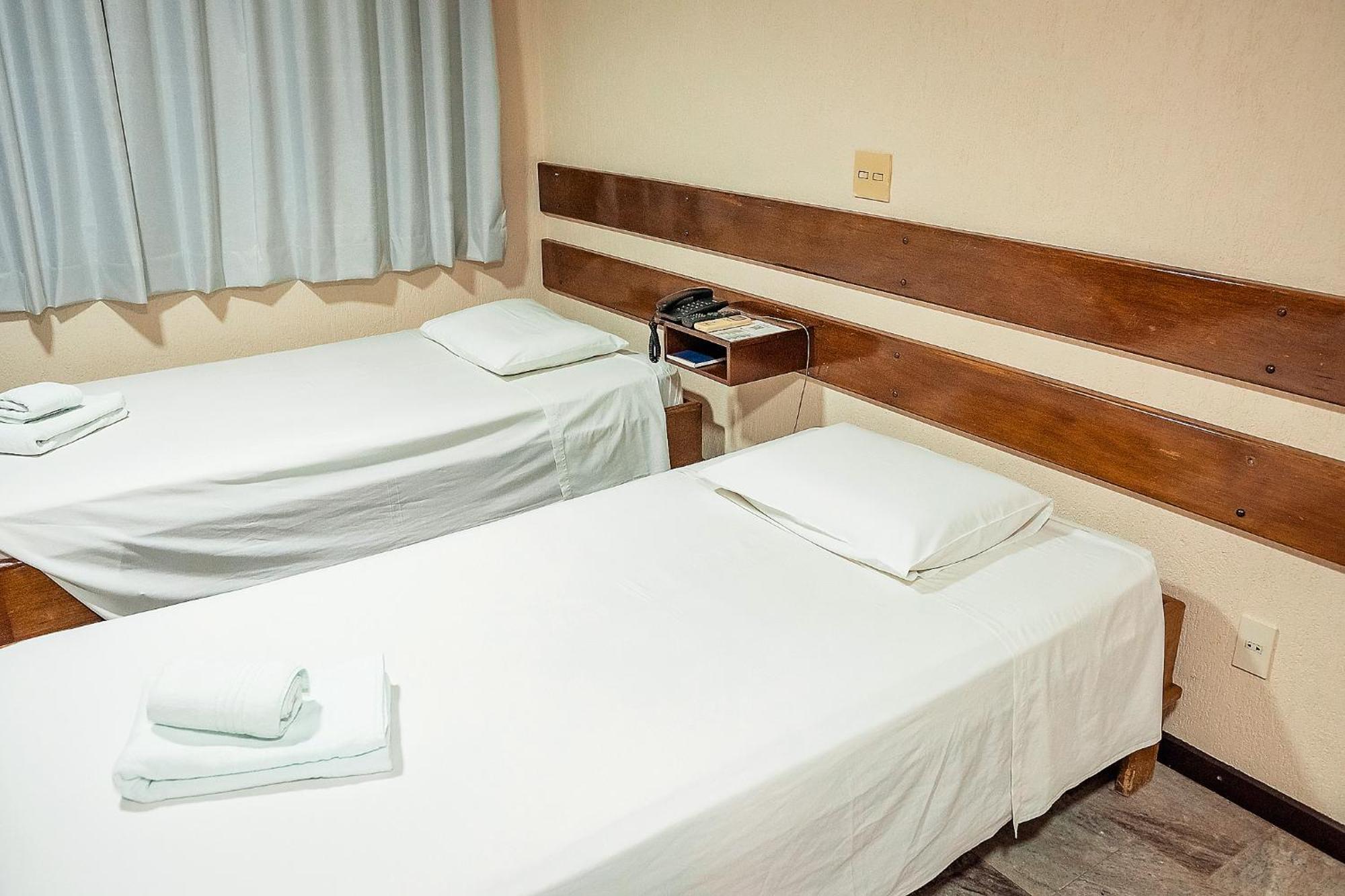 Sakr Hotel Penápolis エクステリア 写真