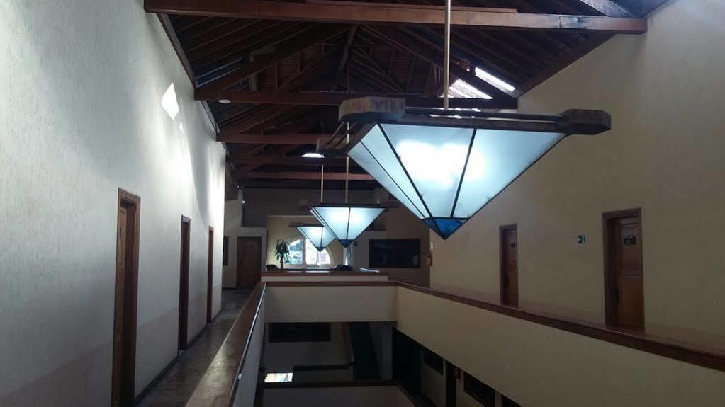 Sakr Hotel Penápolis エクステリア 写真