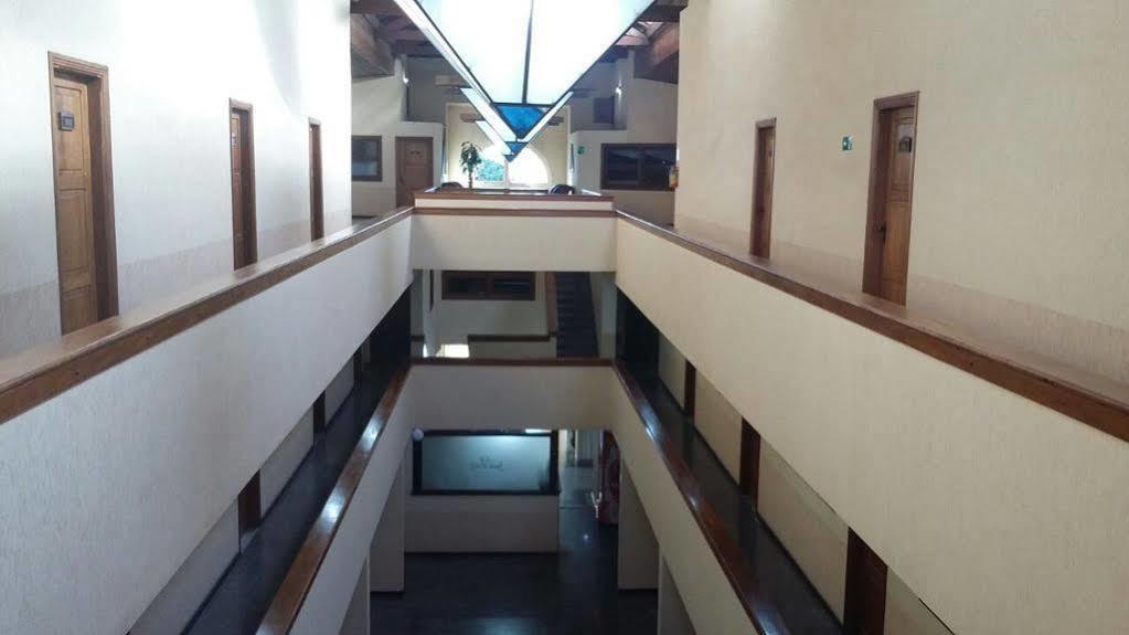Sakr Hotel Penápolis エクステリア 写真